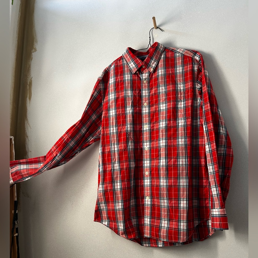 Banana Republic  soft wash slim fit, Large,